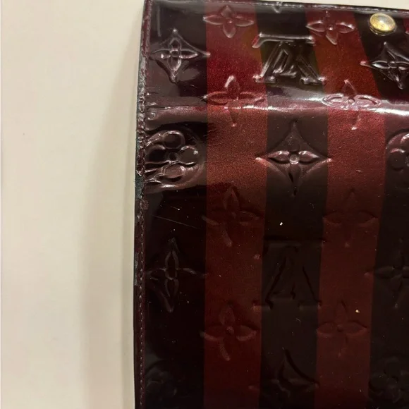 Louis vuitton vernis stripes wallet - Picture 9 of 14